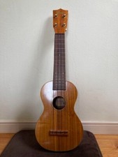 Ukulele Famous FS-5