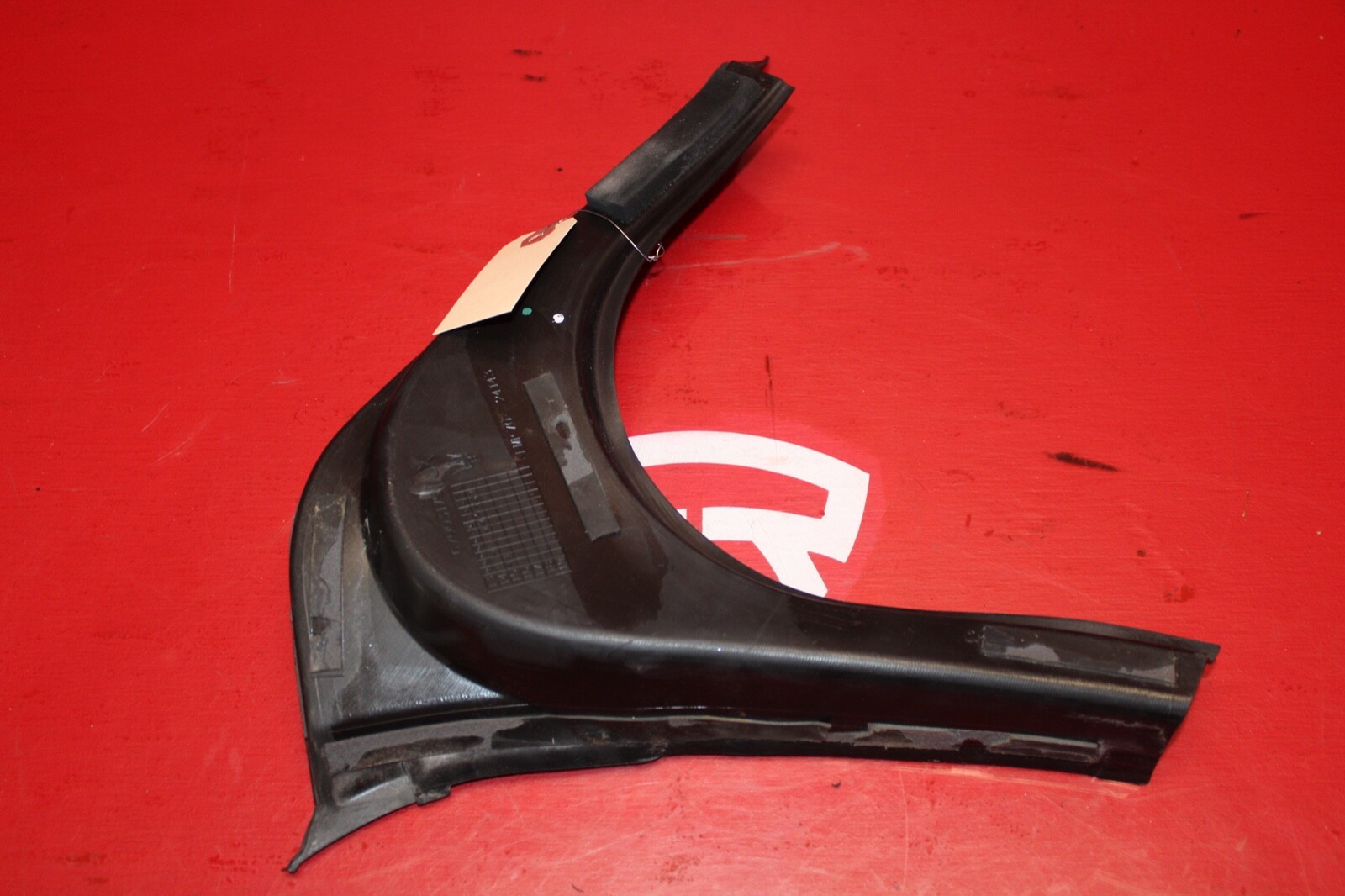 2014-2019 MASERATI GHIBLI M157 OEM LEFT REAR DRIVER SIDE TRUNK CORNER TRIM COVER