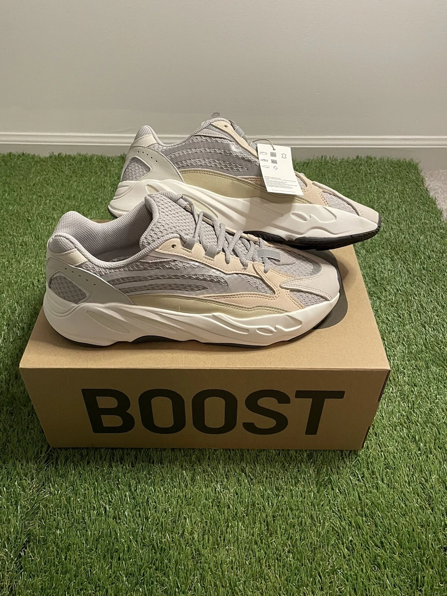 Yeezy 700 size best sale 11