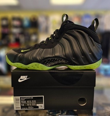 NIKE AIR FOAMPOSITE ONE ''BLACK VOLT'' 2025 Sz. 10.5/ 12 (W) HF2902-001 DS