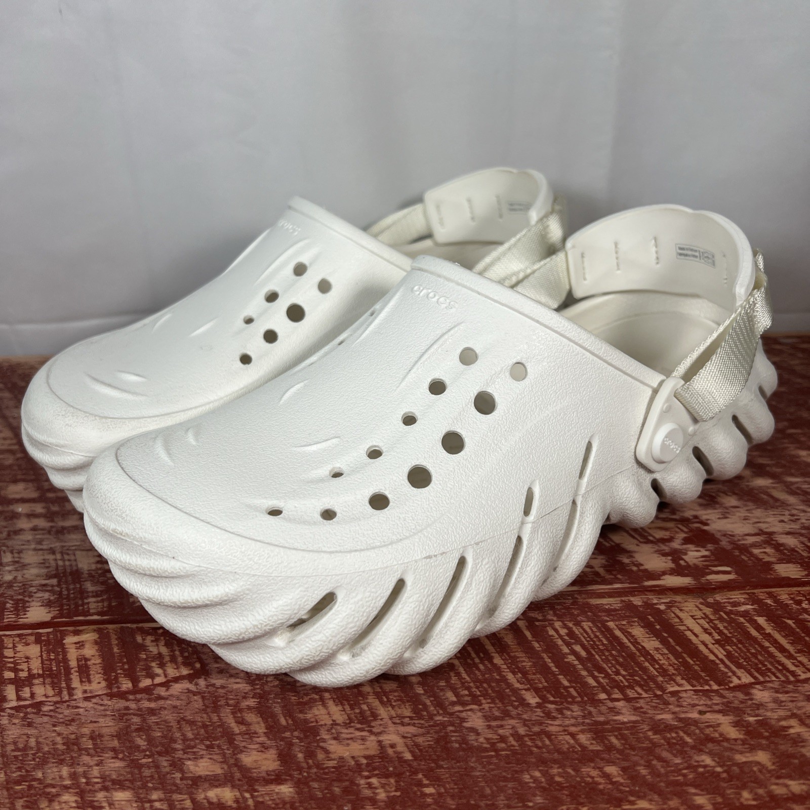 Crocs Echo Clog Sandals M7 W9 White 207937 UK 6 Unisex EXCELLENT