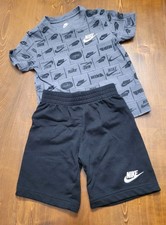 Boys Size 6 Nike Shorts Set 2-Piece Set Shorts/Tee Black Grey
