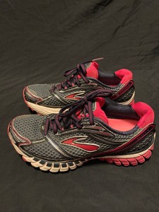 brooks ghost 1 womens pink