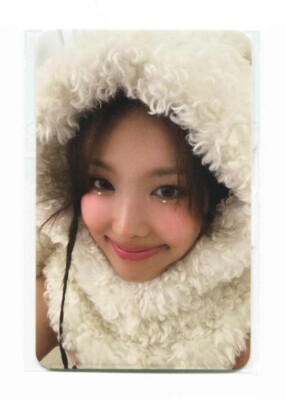NAYEON - Yes I am Nayeon Photobook [JYP ALADIN] PREORDER EXCLUSIVE