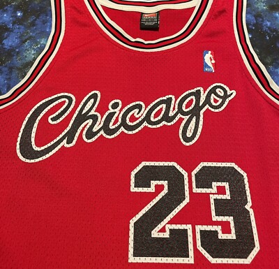 Authentic Vintage Nike NBA Chicago Bulls Michael Jordan Basketball