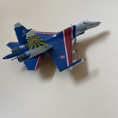 Avión de combate ruso Sukhoi Su-27 modelo militar fundido a presión de aleación a escala 1:100 - Imagen 5 de 43