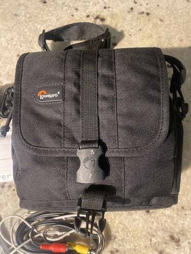 Works! JVC Everio GZ-MS110 Camcorder Accessories Included And 16 GB SD card - Picture 8 of 17