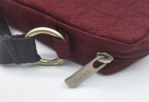 Belkin Padded Tablet Case Sleeve Shoulder Strap Burgundy Quilted 11 x 8 In - Picture 5 of 7