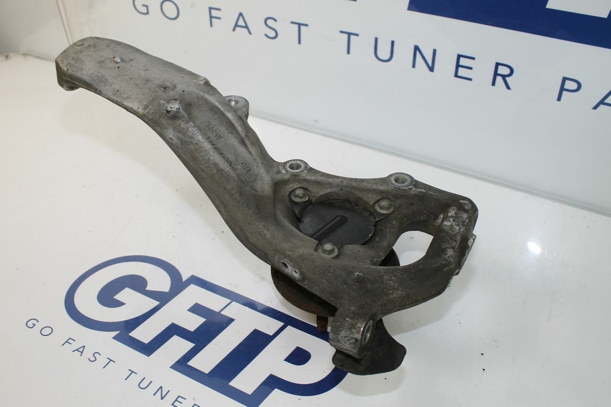 パーツ D 09-13 CADILLAC CTS-V CTS V PASSENGER RIGHT RH FRONT HUB