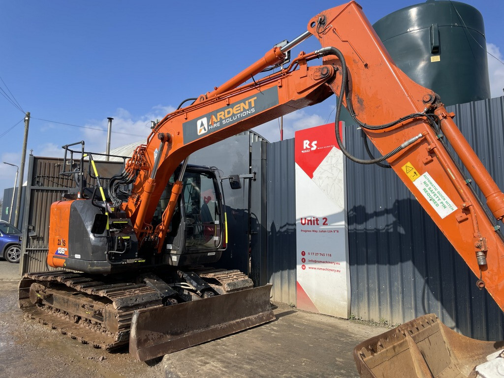 HITACHI ZX135 USBL-6 y2021 2310 hrs BLADE 15t Excavator / Digger +