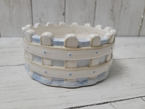 Vintage Yankee Candle Ceramic Holder White Fence Farmhouse Decor - Picture 3 of 9