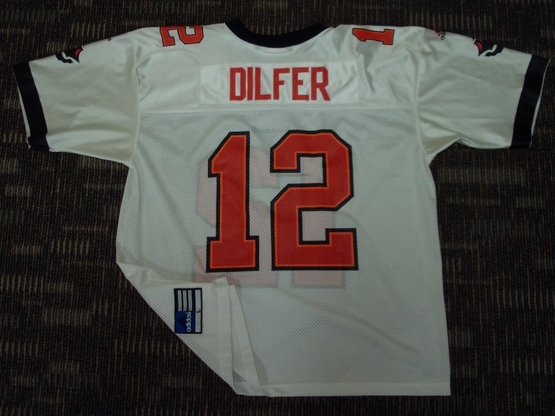 TRENT DILFER #12 TAMPA BAY BUCCANEERS ADIDAS NFL GAME MENS FOOTBALL JERSEY SZ LG
