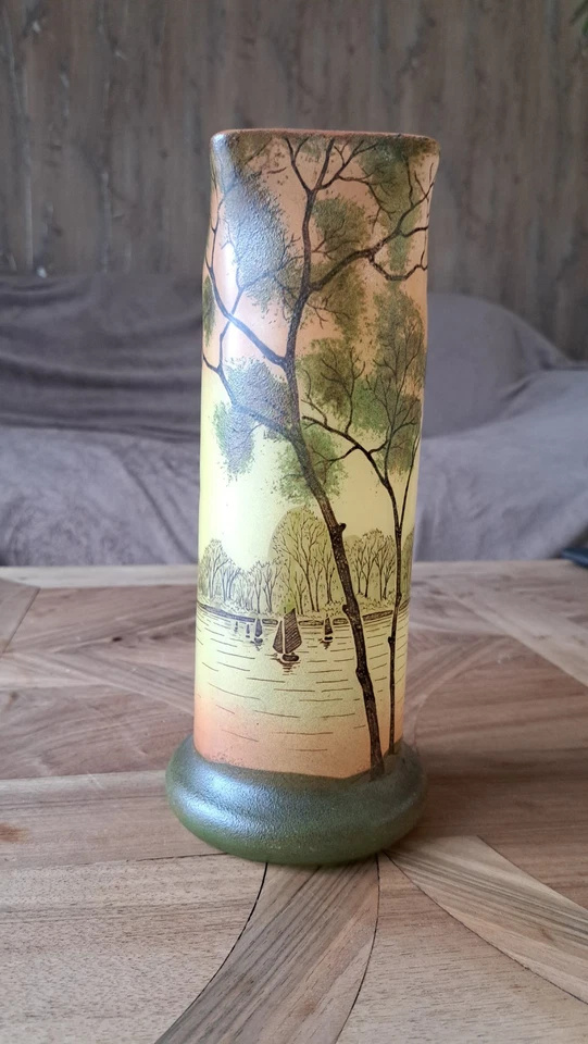 vase theodore legras  en verre émaillé décors paysage lacustre - Photo 3/4