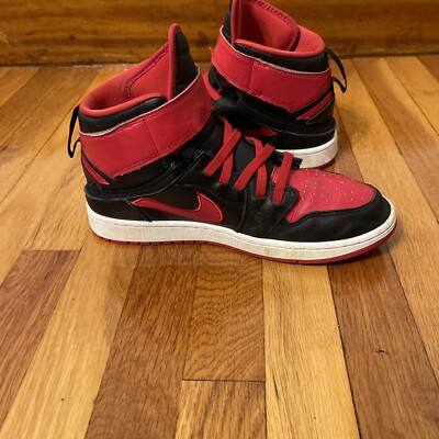 Nike Air Jordan 1 HI Flyease Bred Black Fire Red White CQ3835-060