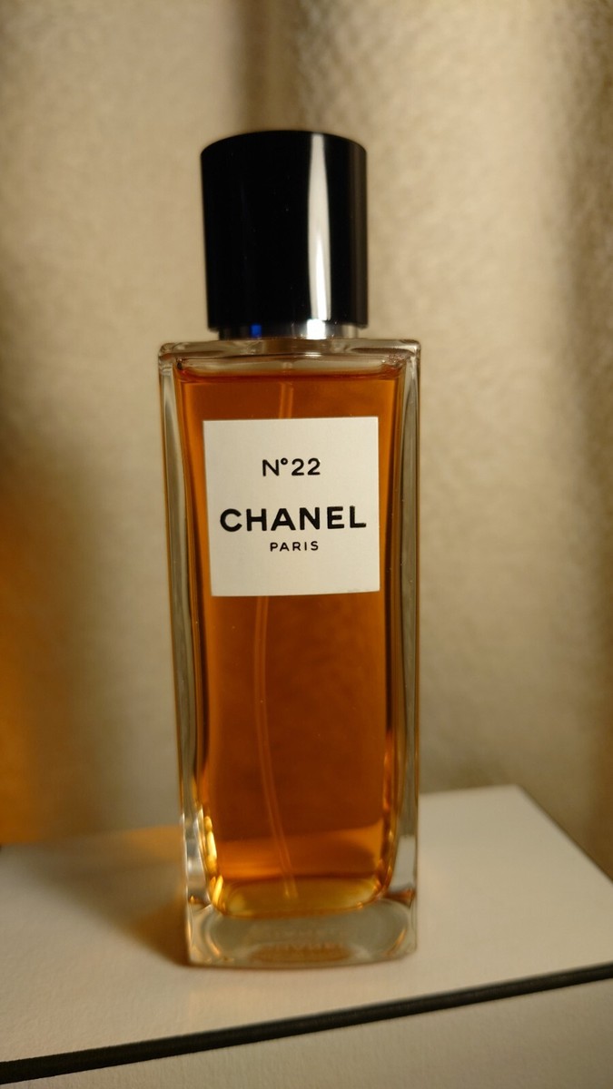 CHANEL N°22 Chanel N°22 Chanel perfume - a fragrance for women 1922