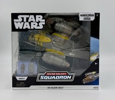 Star Wars Micro Galaxy Squadron  The Razor Crest 0235 Mandolorian And Grogu NIB