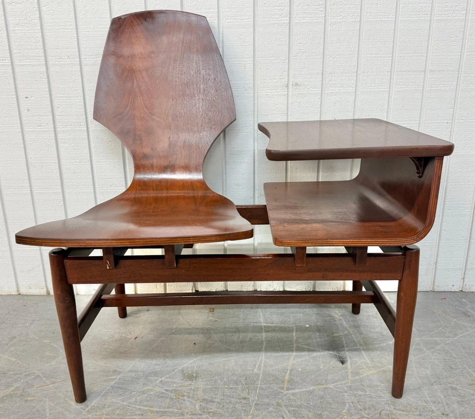 中世纪现代胶合板弯木胡桃木八卦椅 — 第 4/4 张图片