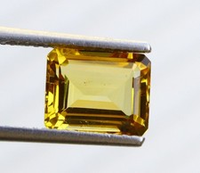 Natural Yellow Citrine Faceted Cushion Gemstone   3.00 Carat  7 9mm