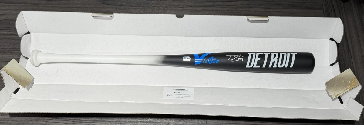 25+ Fanatics Authentic Baseball MLB Original Autographed Bats for