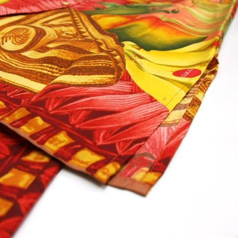 Gucci Fruchtmuster Seide 100% Setup goldener Knopf 44 Größe Made in Italy gebraucht - Bild 6 von 10