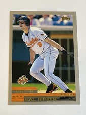 2000 Topps Baseball Cards 13