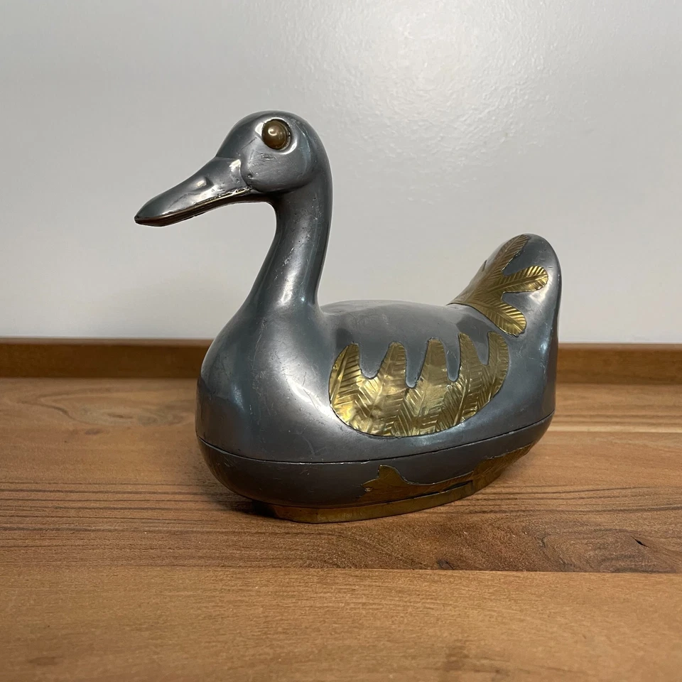 TORA 044 - Boite à bijoux canard - Etain et laiton - XXe 16 cm - Photo 1/4