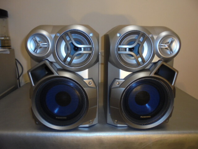 Gale 3040 Series 30 3 Way Floorstanding Speakers Bi Wire For