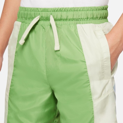 NWT$40 Nike Boys Sportswear Woven Shorts green size S DO6586 377 - Picture 3 of 6