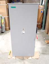 Siemens HF325NR 3 Pole 400 Amp 240 Volt Fusible NEMA 3R Disconnect - Tested D387