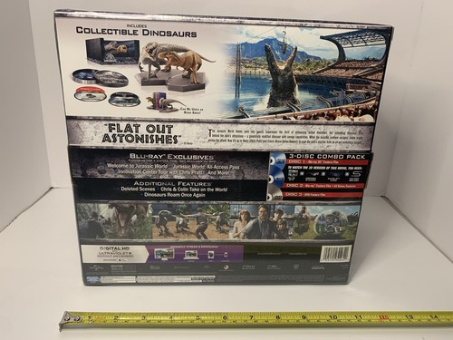 New Sealed JURASSIC WORLD 2015 LIMITED EDITION GIFT SET Blu-ray 3D DVD & FIGURES - Picture 2 of 6