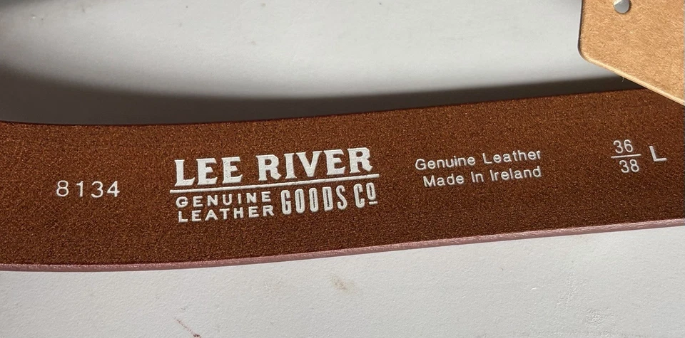 Cinturón St Andrew’s Knot Asgard marrón cuero en relieve y plata antigua herrajes L 3638 Foto 4 de 4