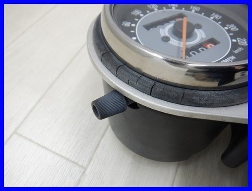 Bonneville 790 TRIUMPH Speedometer Tachometer Indicator Lamp - Picture 11 of 14