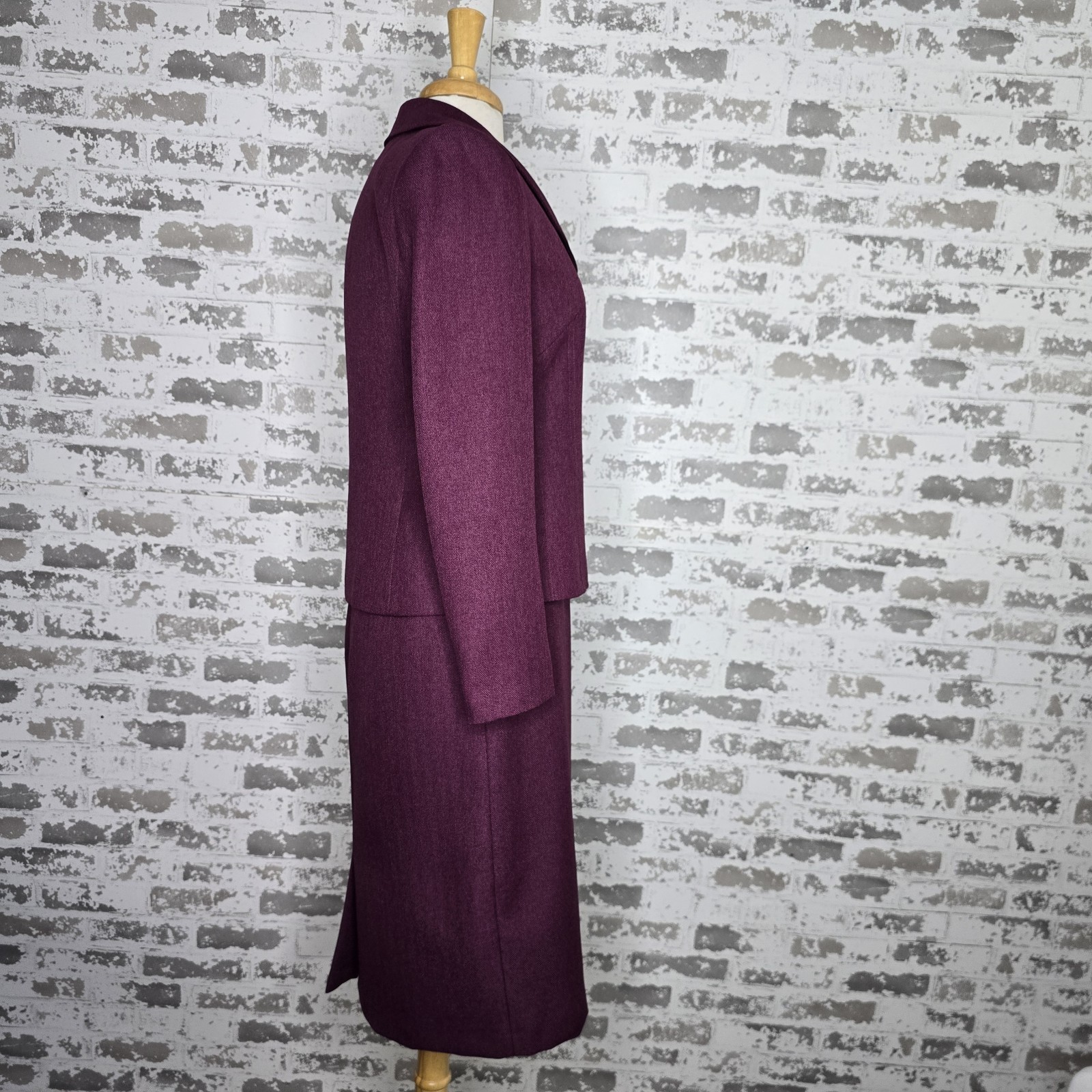 Le Suit 2 Piece Skirt Set Women 6 Burgundy Herringbone Career Business Work Wear