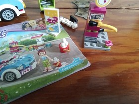 LEGO FRIENDS: Mia's Roadster (41091)