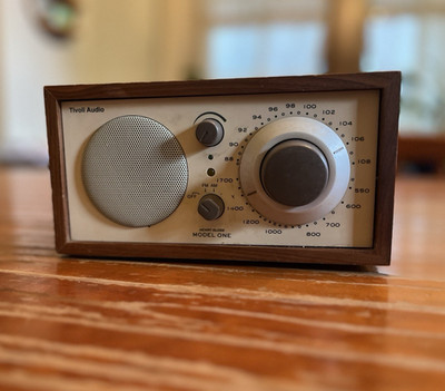 Tivoli Audio Model One AM/FM Table Radio Walnut Wood AUX In RCA Out