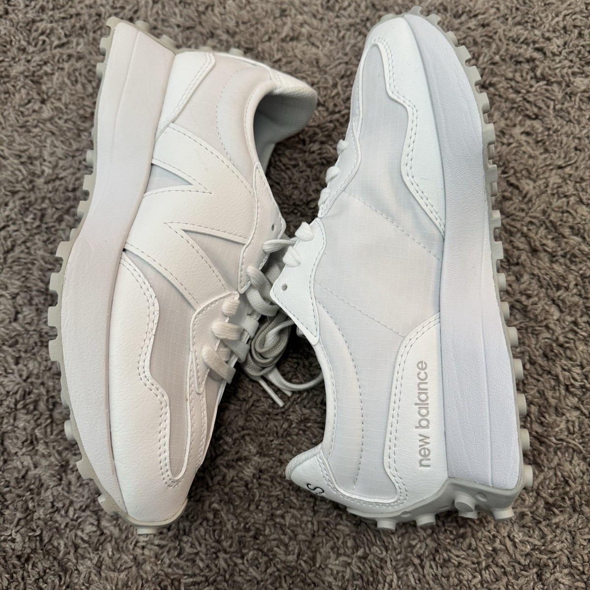 New Balance x FIGS 327 White Athletic Shoes (Unisex Mens 9.5 / Women’s 11) FIGS | New Balance 327 - White main image 2
