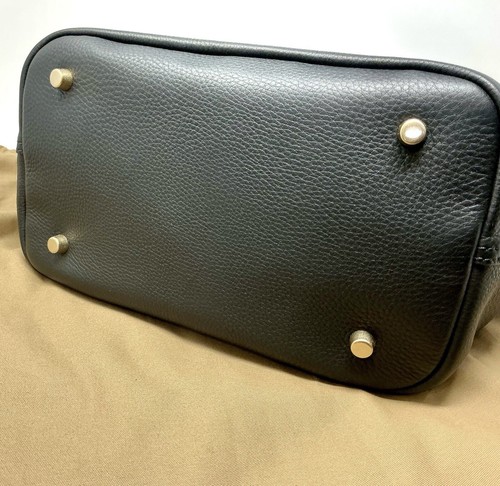 Bolso Bucket Burberry Negro Borlas Cuero Guijarro Cordón Nuevo con Etiquetas - Imagen 13 de 23