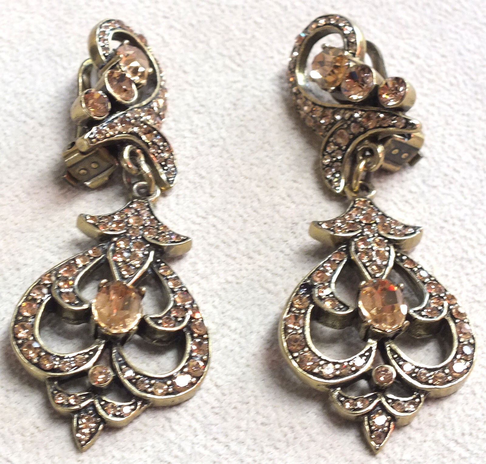 Statement Original Heidi Daus Dangle Crystals Cli… - image 1