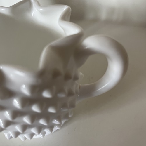 Vintage Fenton Hobnail Milk Glass Creamer and Sugar Bowl Set - Picture 8 of 10