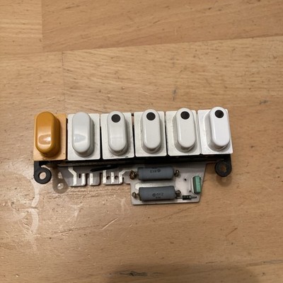 MIELE  Drucktastenschalter TNr. 4593320 RAFI 2.12900.286/0245  zB. für W718