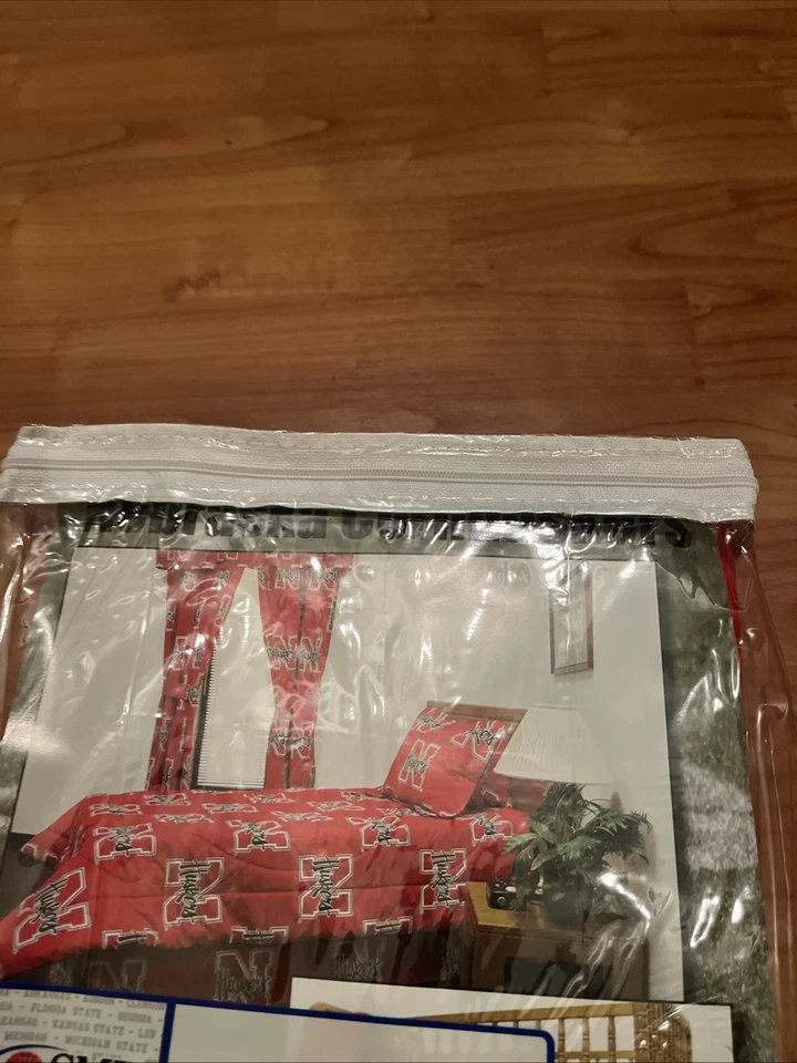 Juego de sábanas dobles Cornhuskers de la Universidad de Nebraska 3 piezas multicolor Foto 3 de 4