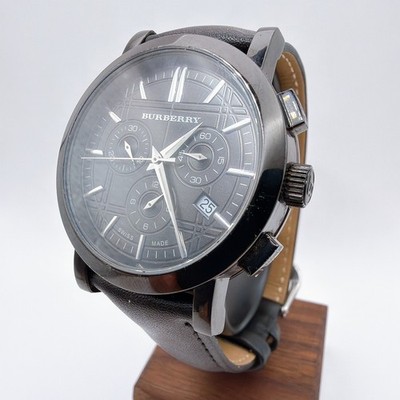 Burberry BU1373 Quarz Chronograph Uhr Schwarz Leder Swiss Made 50M Datum Herren