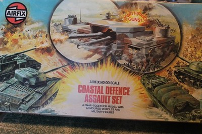 Airfix Coastal Defense Assault Set with additional 872 troops & 5 aircraft