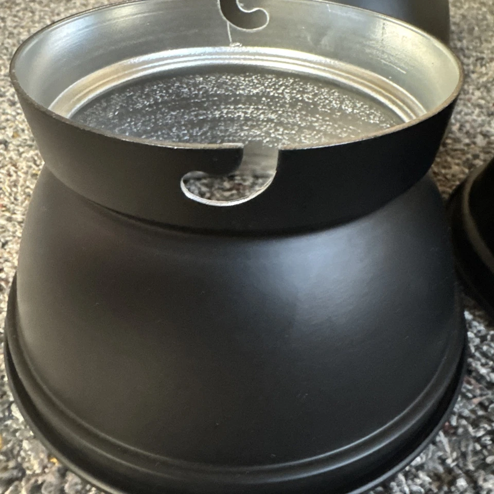 3x Elinchrom Standard Reflectors Honeycomb Grid – Studio Flash Modifiers Mint - Image 2 of 4