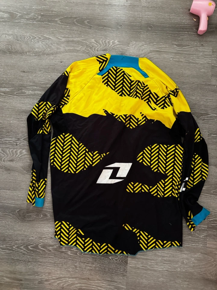 ONE INDUSTRIES JERSEY AMARILLO NEGRO MOTOCROSS MX BICICLETA MTB ENDURO BLAMO Foto 2 de 3