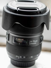 Canon 24-70mm Ultrasonic 1:2.8 L II USM Zoom Lens EF Mount