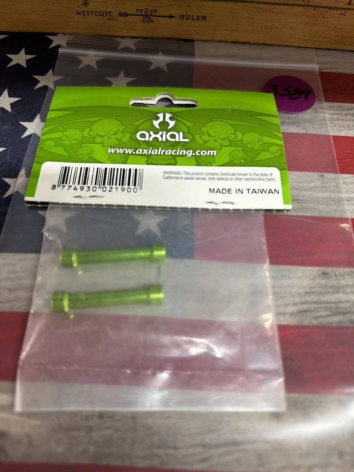 Axial Chassis Post 7 X 35 X 2pc. X Green for: AX10 - Image 2 of 4