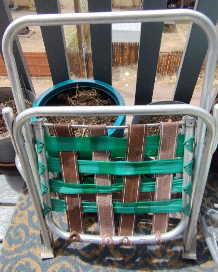 Vintage Collecti Folding Aluminum Webbed Patio Lawn Chair Brown Green - Image 4 of 4