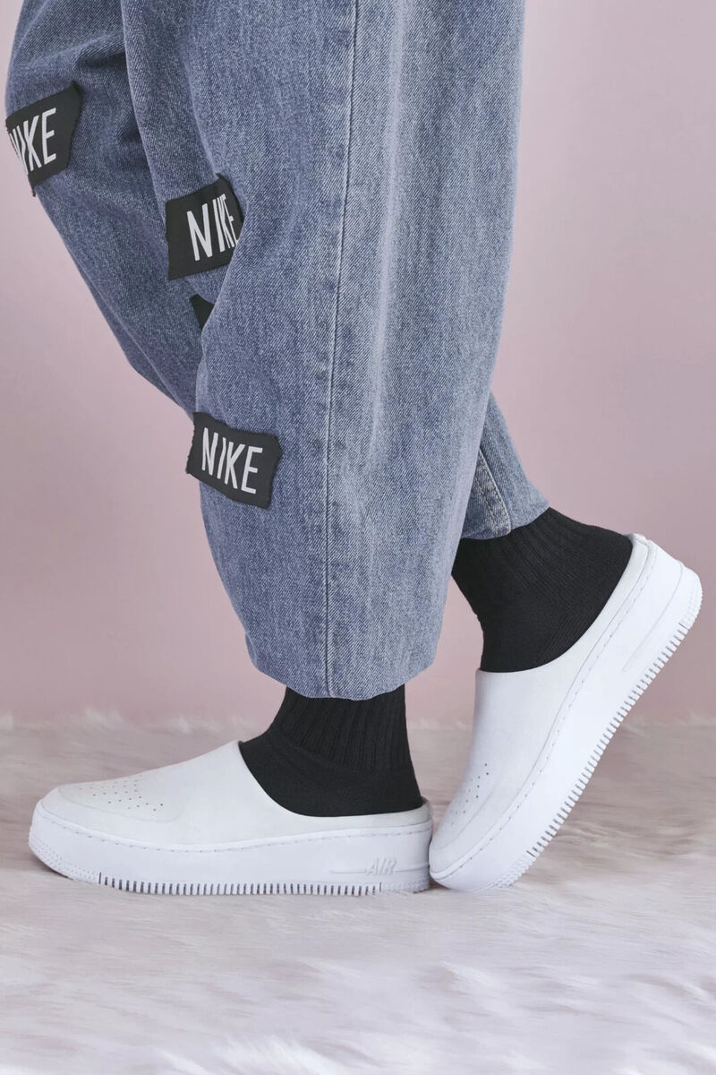 Nike Size 6 Women's Air Force 1 Lover XX 'Off White' Slip-On Nike Size 6 Women's Air Force 1 Lover XX 'Off White' Slip-On