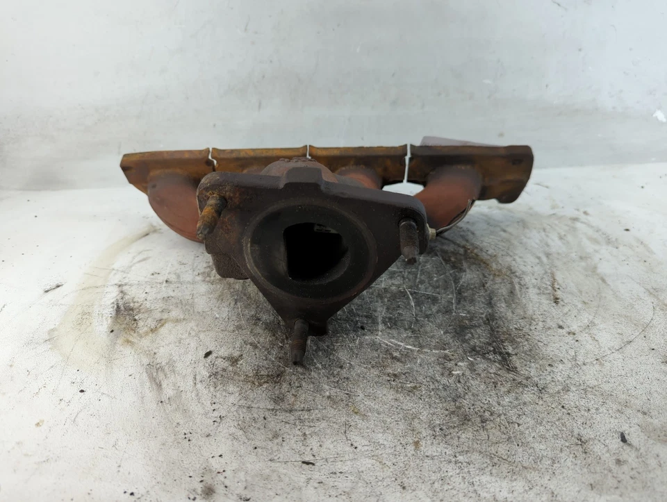 Выпускной коллектор турбокомпрессора 2003-2005 Saturn Ion с турбонагнетателем M08F4 - Изображение 4 из 4